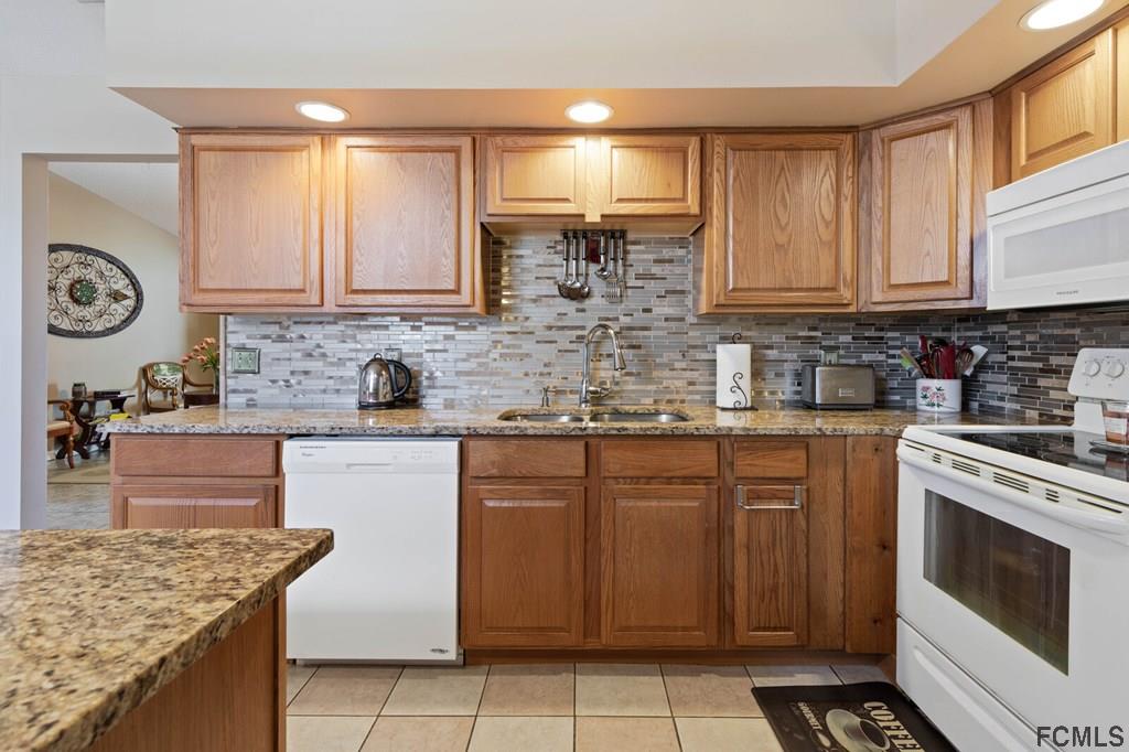 13 Putter Drive Palm Coast, FL 32164 - Photo 12 of 41