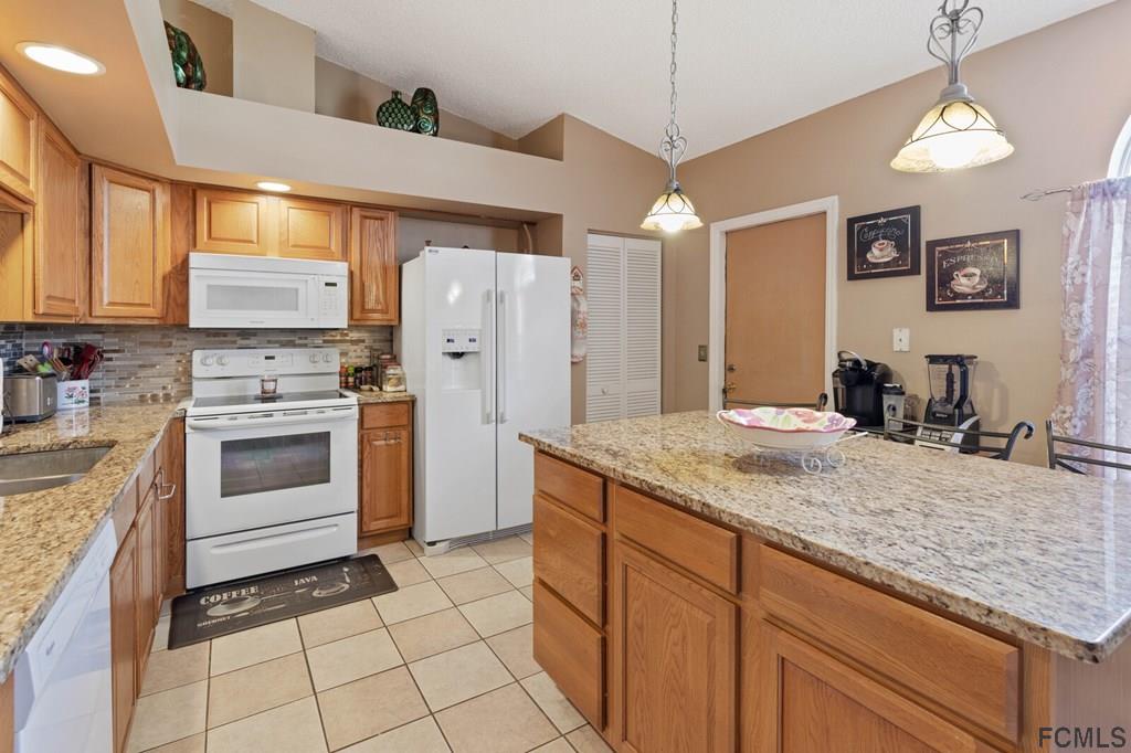 13 Putter Drive Palm Coast, FL 32164 - Photo 8 of 41