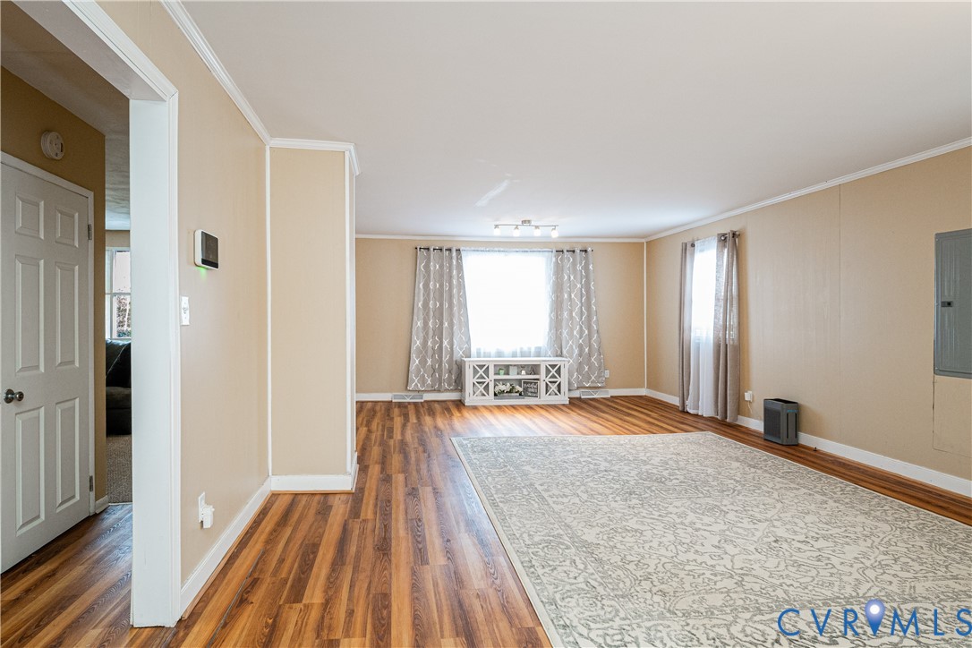 26746 Oxford Road Ruther Glen, VA 22546 - Photo 5 of 25 a view of an empty room and window