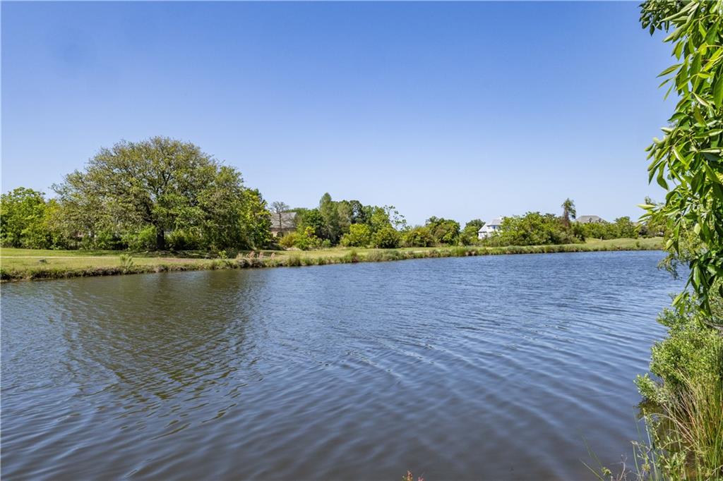 680 Oak Harbor Boulevard Slidell, LA 70458 - Photo 1 of 8