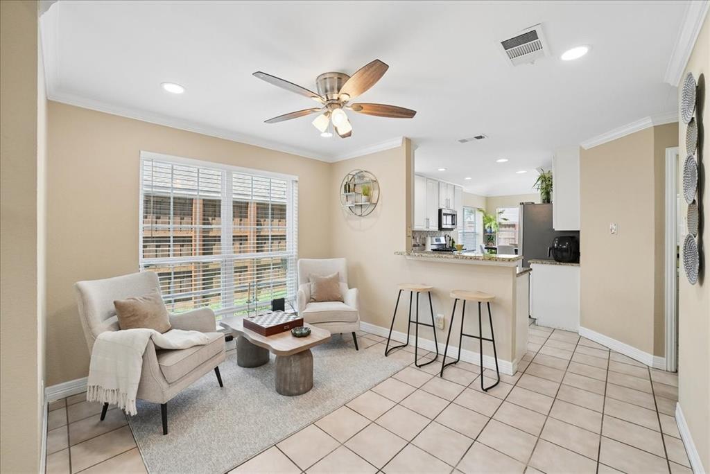 3173 Riverside Drive Carrollton, TX 75007 - Photo 10 of 31