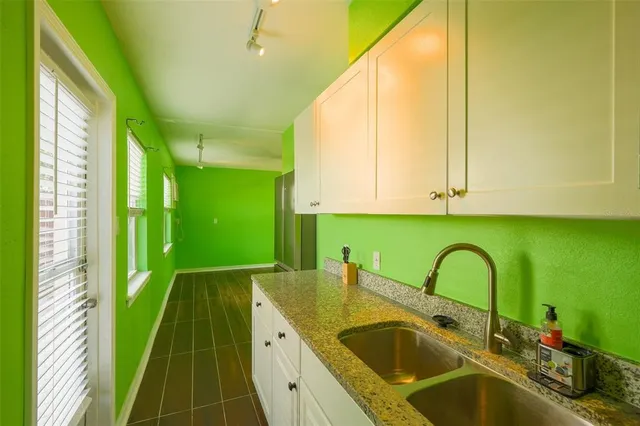 $1,600 | 115 145th Avenue, Unit 3, Madeira Beach, FL 33708