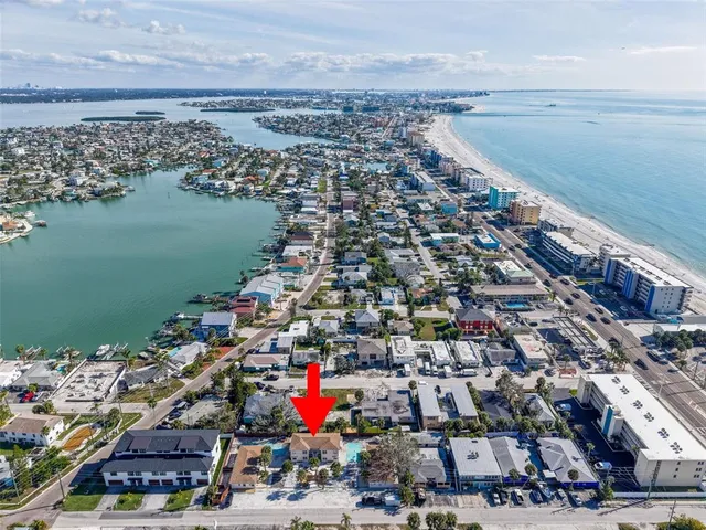 $1,600 | 115 145th Avenue, Unit 3, Madeira Beach, FL 33708