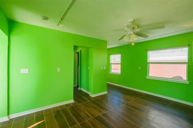 $1,600 | 115 145th Avenue, Unit 3, Madeira Beach, FL 33708