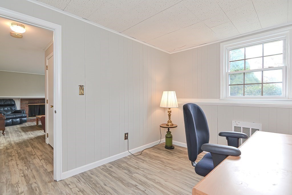 16 Blackington Road Foxboro, MA 02035 - Photo 25 of 31 Gallery Image 25
