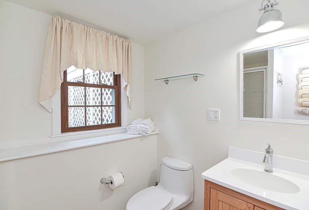 16 Blackington Road Foxboro, MA 02035 - Photo 27 of 31 Gallery Image 27