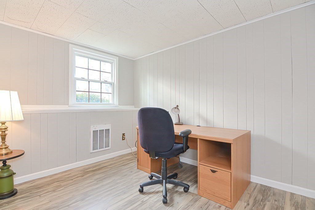 16 Blackington Road Foxboro, MA 02035 - Photo 28 of 31 Gallery Image 28