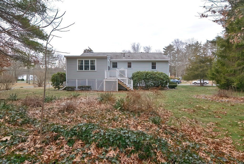 16 Blackington Road Foxboro, MA 02035 - Photo 30 of 31 Gallery Image 30