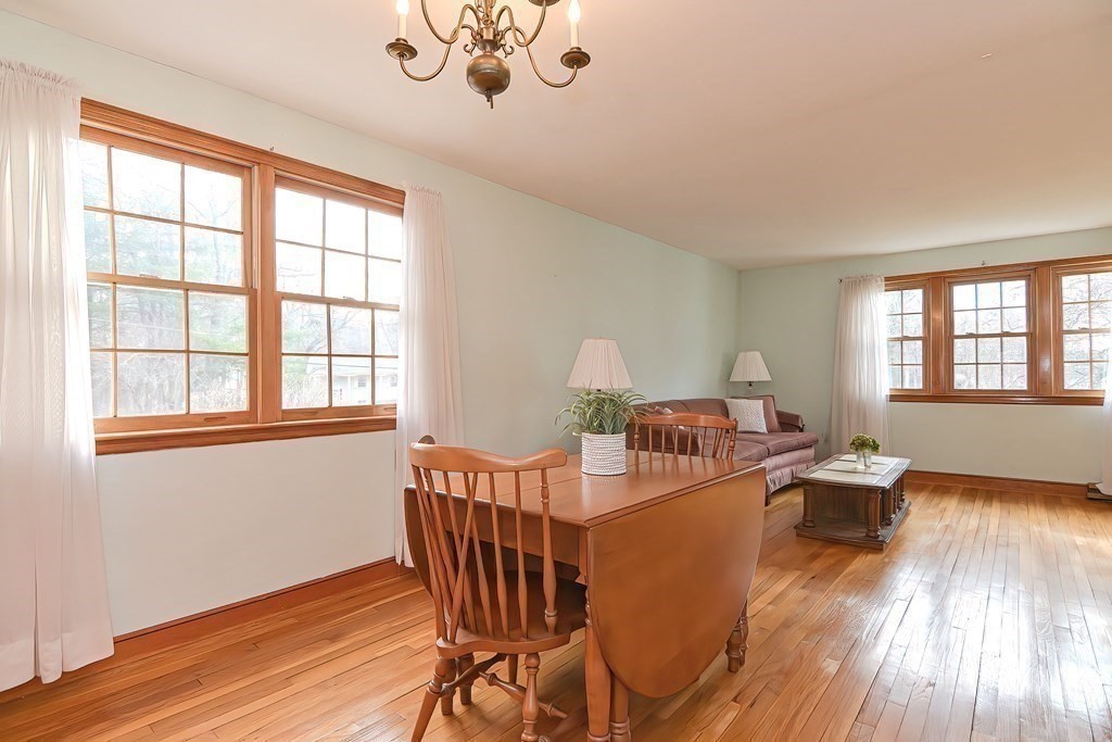 16 Blackington Road Foxboro, MA 02035 - Photo 8 of 31 Gallery Image 8