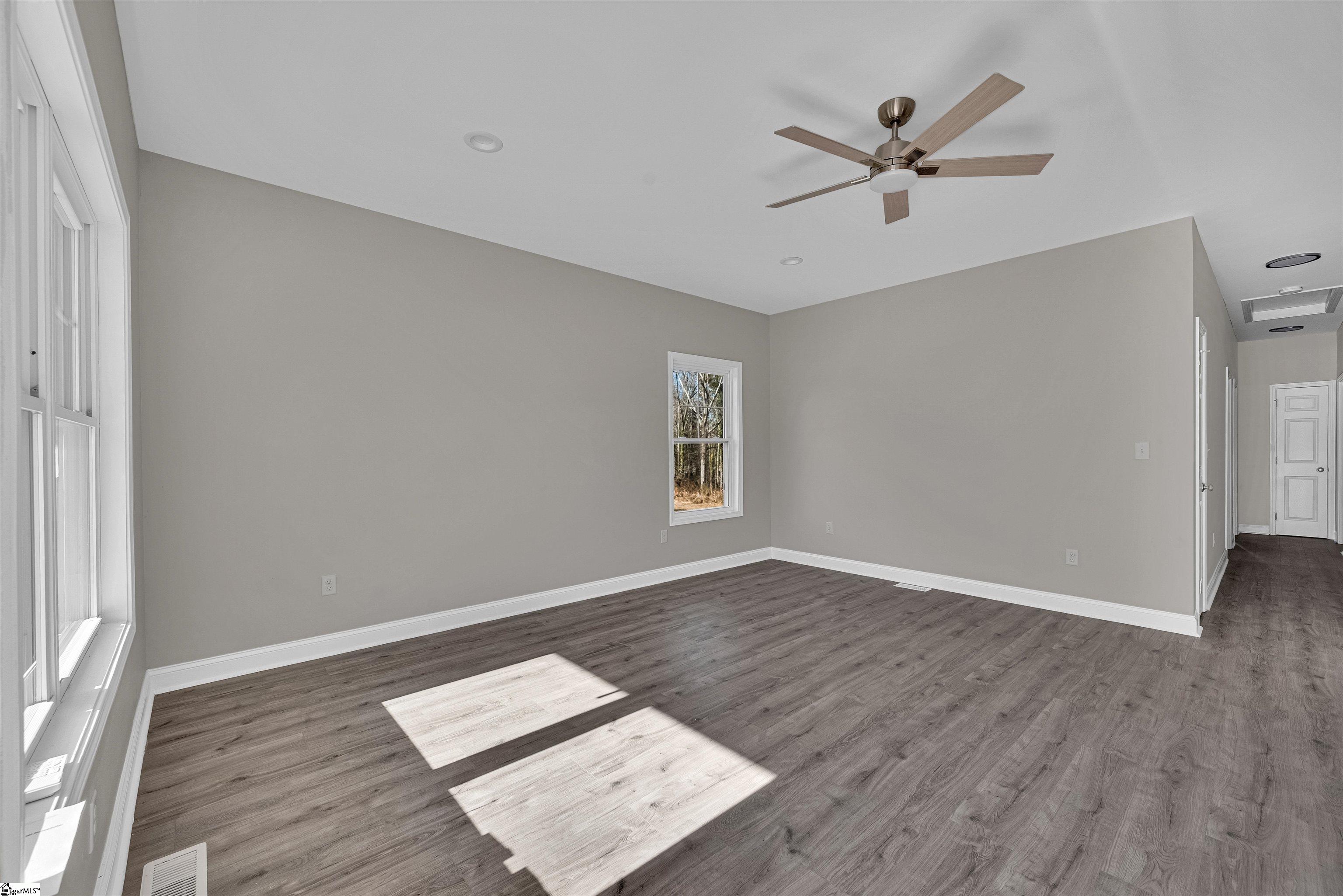 109 Simpson Street Iva, SC 29655 - Photo 8 of 33 Gallery Image 8