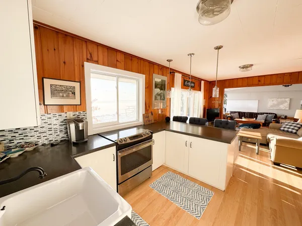 $499,900 | 42536 Pleasure Park Road, Ottertail, MN 56571