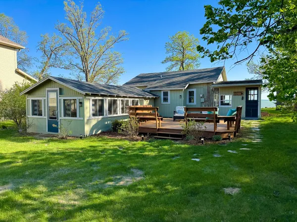 $499,900 | 42536 Pleasure Park Road, Ottertail, MN 56571