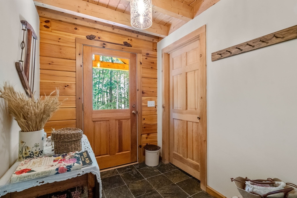 138 Chocolog Road Uxbridge, MA 01569 - Photo 15 of 39 Gallery Image 15