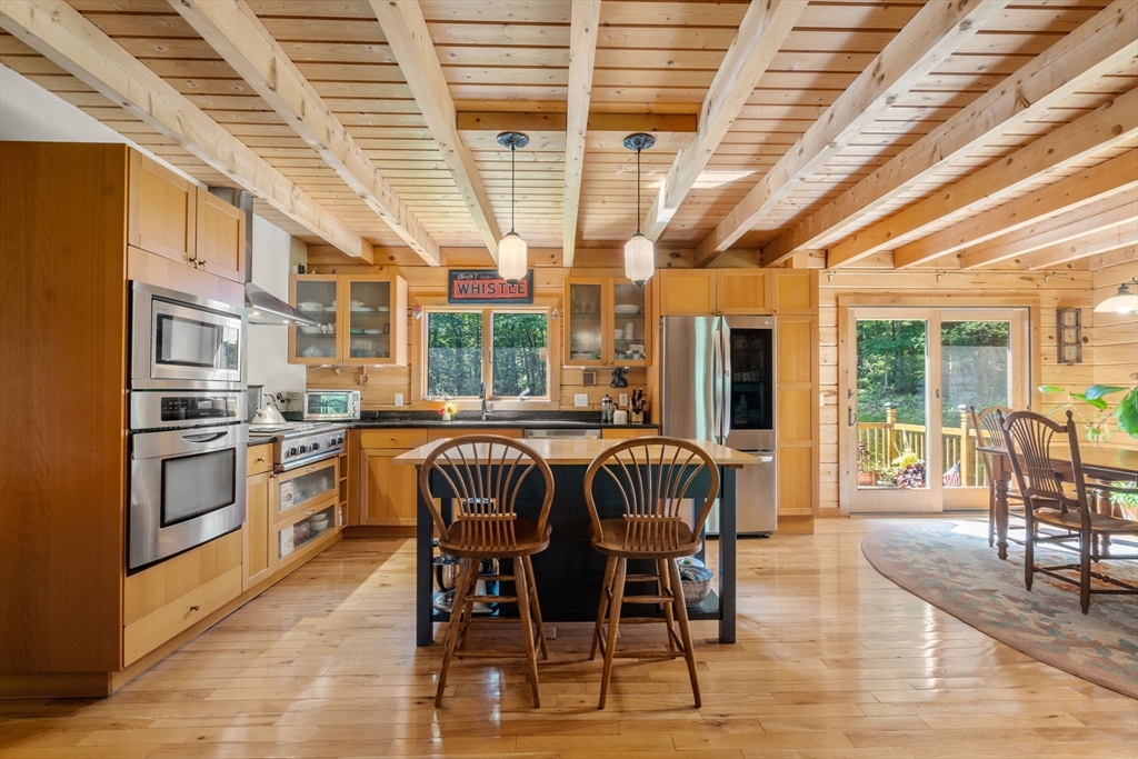 138 Chocolog Road Uxbridge, MA 01569 - Photo 7 of 39 Gallery Image 7