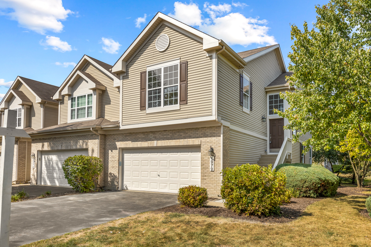 1972 Fountain Grass Cir  