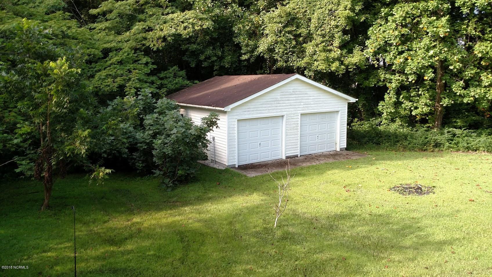 119 Waterfront Road West Hubert, NC 28539 - Photo 8 of 29 IMG_20180808_090657303 - Copy