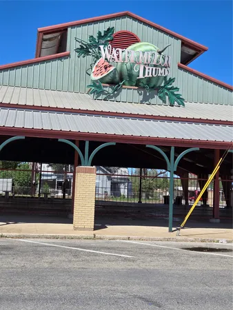 $215,000 | 174 Falcon Drive, Luling, TX 78648