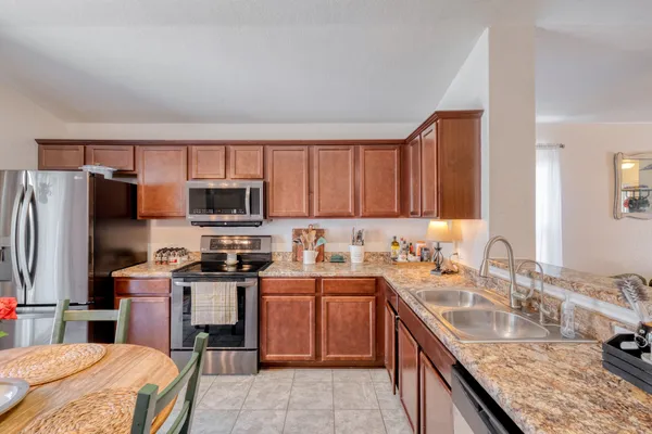 $215,000 | 174 Falcon Drive, Luling, TX 78648