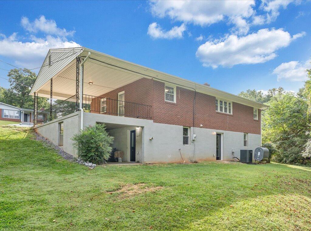 43 Pine Brook Road Collinsville, VA 24078 - Photo 34 of 39 34-MIB07151
