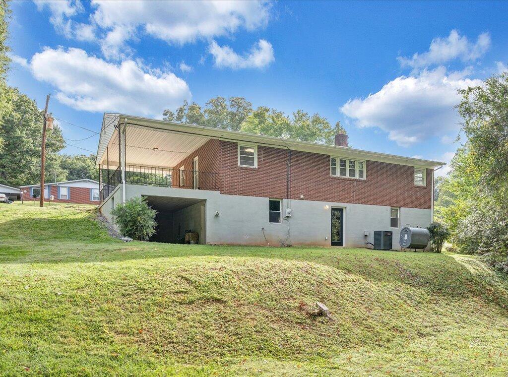 43 Pine Brook Road Collinsville, VA 24078 - Photo 35 of 39 35-MIB07154
