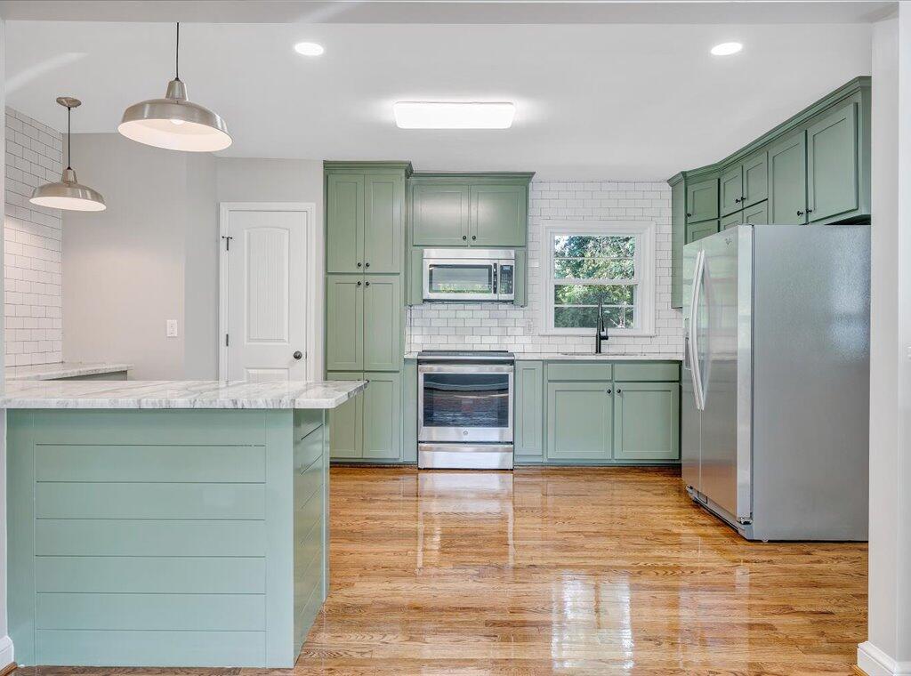 43 Pine Brook Road Collinsville, VA 24078 - Photo 7 of 39 07-MIB07193