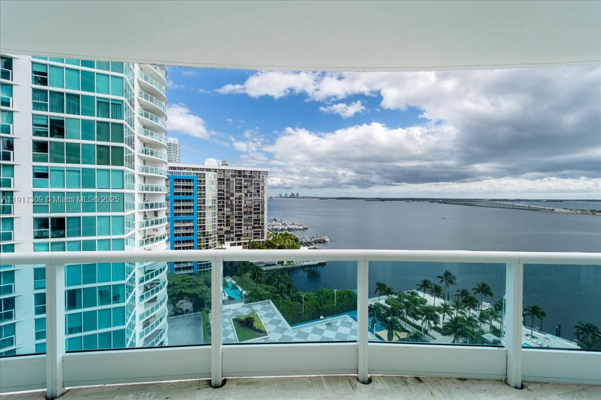 2127 Brickell Avenue, Unit 1701 Miami, FL 33129 - Photo 12 of 95