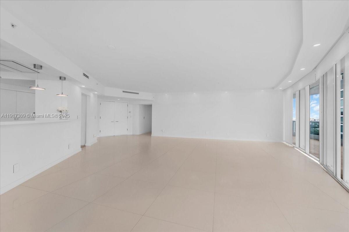 2127 Brickell Avenue, Unit 1701 Miami, FL 33129 - Photo 29 of 95