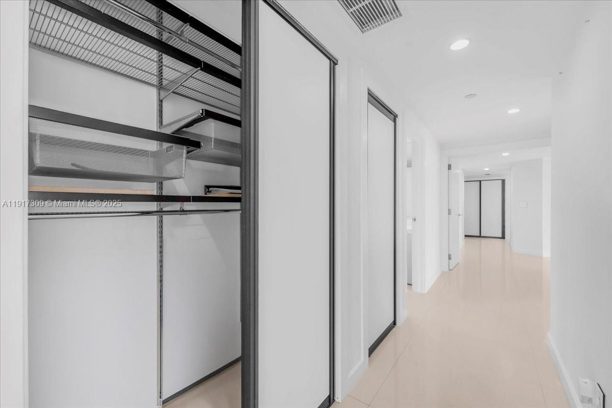 2127 Brickell Avenue, Unit 1701 Miami, FL 33129 - Photo 35 of 95