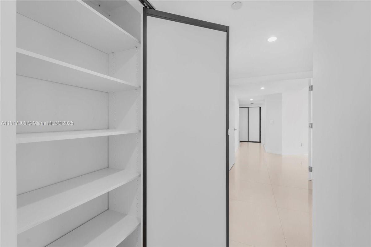 2127 Brickell Avenue, Unit 1701 Miami, FL 33129 - Photo 37 of 95