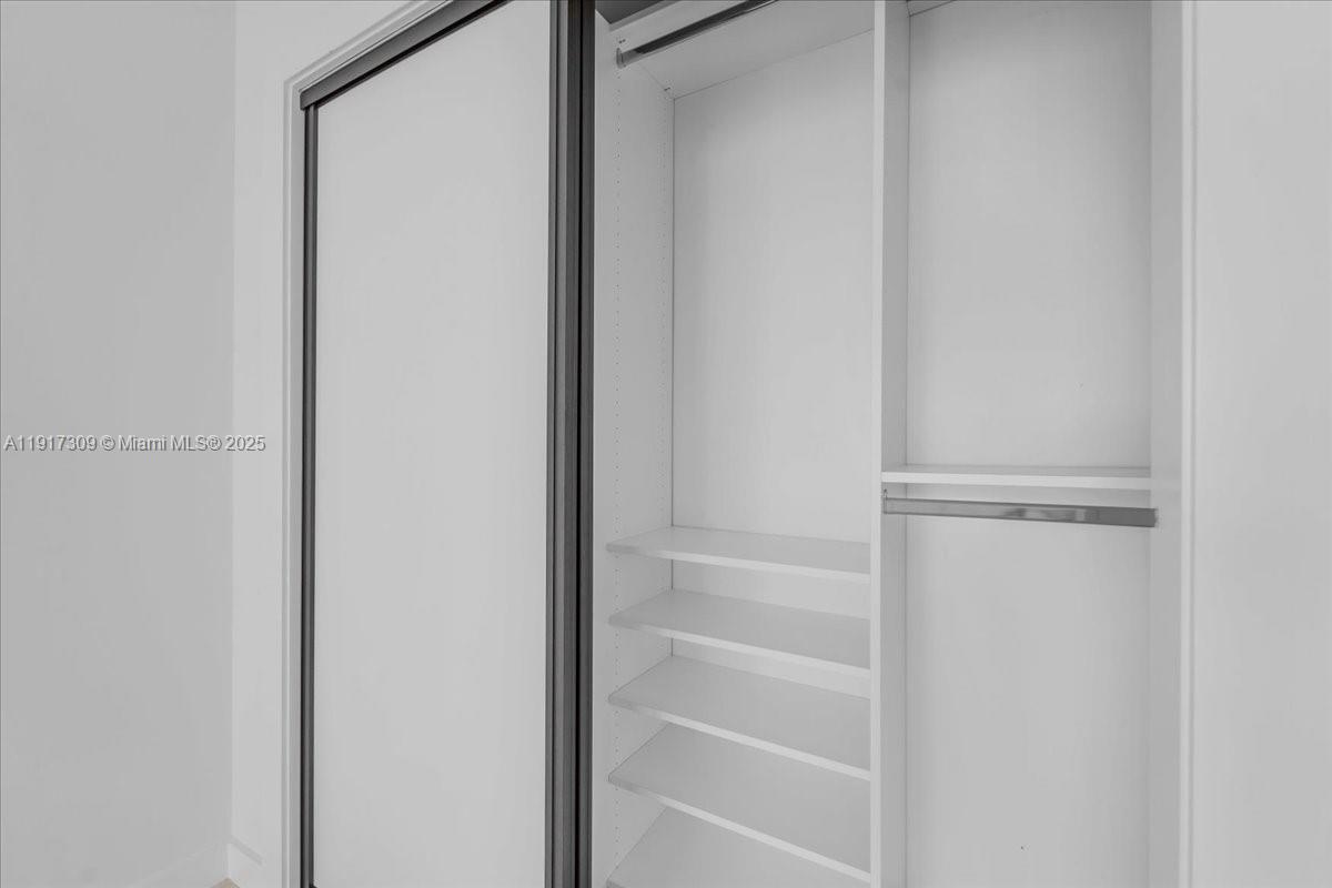 2127 Brickell Avenue, Unit 1701 Miami, FL 33129 - Photo 44 of 95