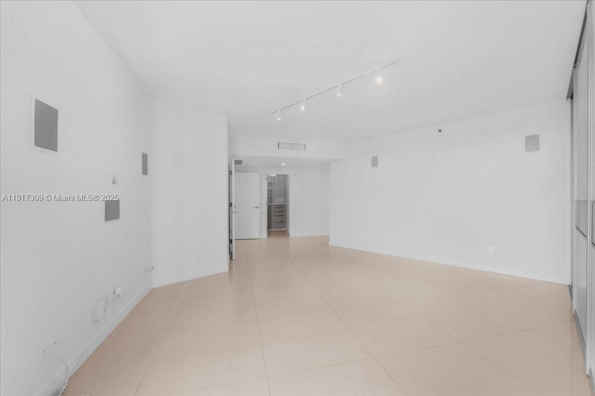 2127 Brickell Avenue, Unit 1701 Miami, FL 33129 - Photo 56 of 95