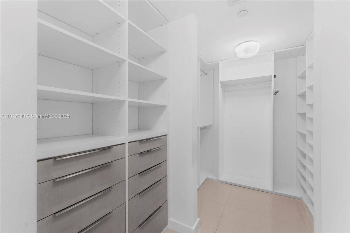 2127 Brickell Avenue, Unit 1701 Miami, FL 33129 - Photo 59 of 95