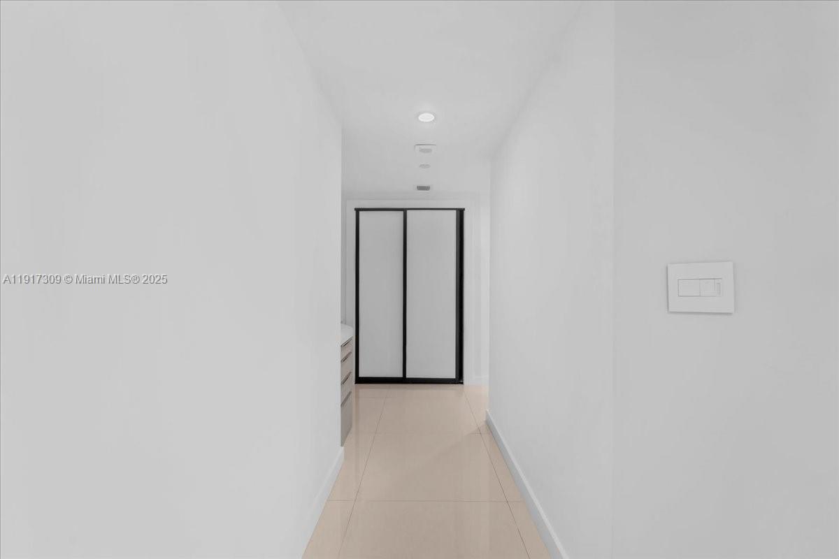 2127 Brickell Avenue, Unit 1701 Miami, FL 33129 - Photo 60 of 95