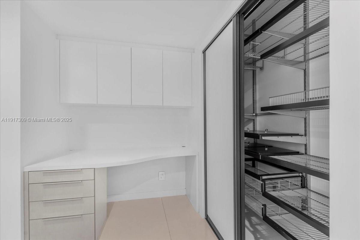 2127 Brickell Avenue, Unit 1701 Miami, FL 33129 - Photo 61 of 95