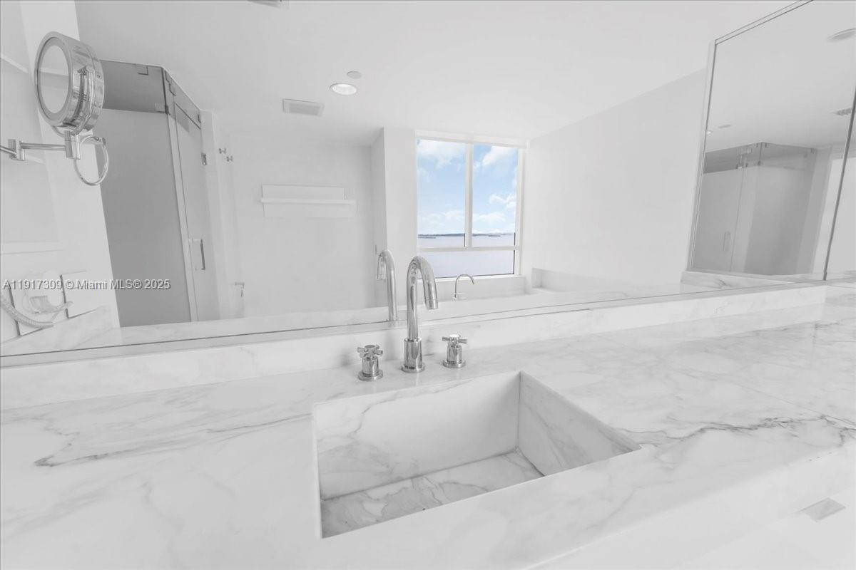 2127 Brickell Avenue, Unit 1701 Miami, FL 33129 - Photo 73 of 95