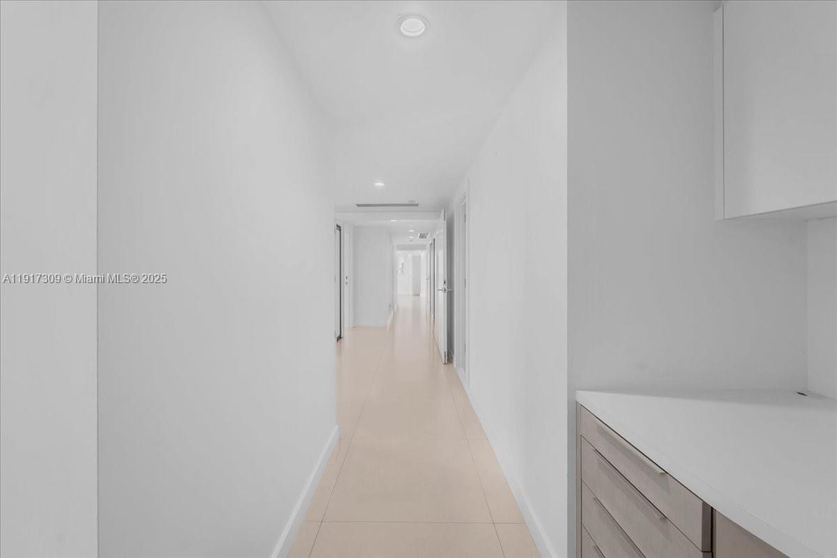 2127 Brickell Avenue, Unit 1701 Miami, FL 33129 - Photo 74 of 95