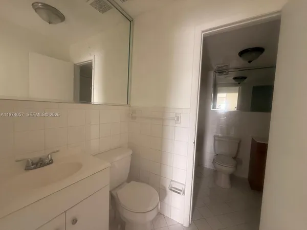 $2,100 | 6278 West 22nd Court, Unit 21, Hialeah, FL 33016