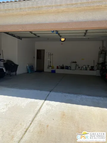 a view of room with an empty space