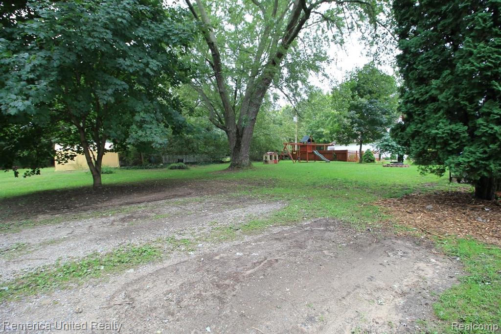 2675 Mason Road Howell, MI 48843 - Photo 43 of 46 Gallery Image 43