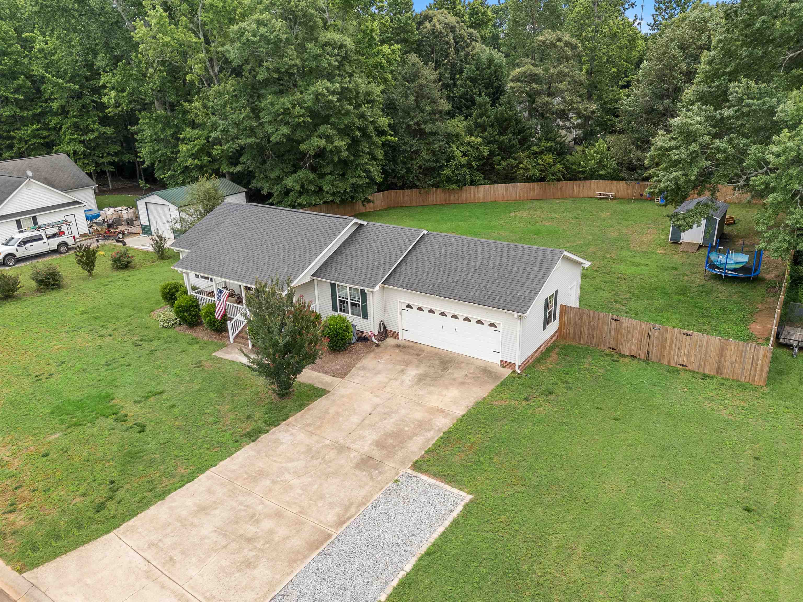 324 Corey Drive Inman, SC 29349 - Photo 3 of 33