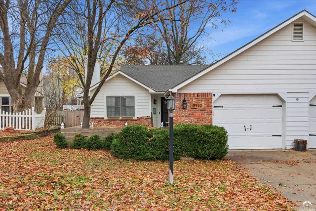 $259,000 | 3922 Willshire Drive, Lawrence, KS 66049