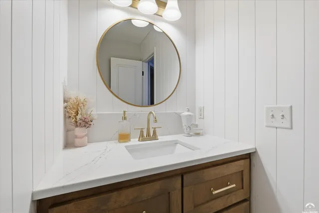 $259,000 | 3922 Willshire Drive, Lawrence, KS 66049