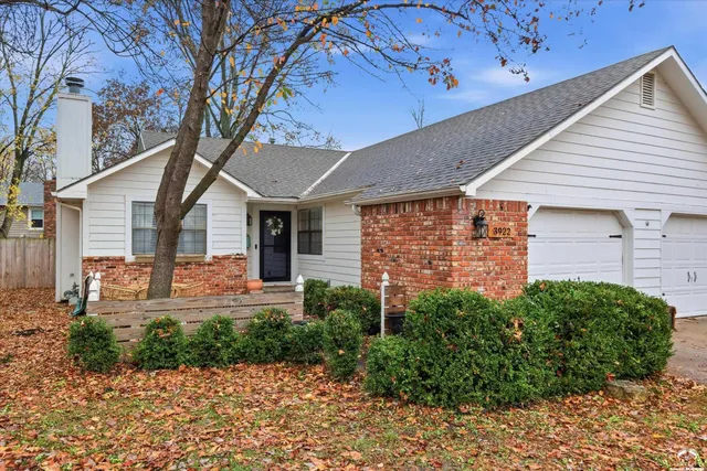 $259,000 | 3922 Willshire Drive, Lawrence, KS 66049