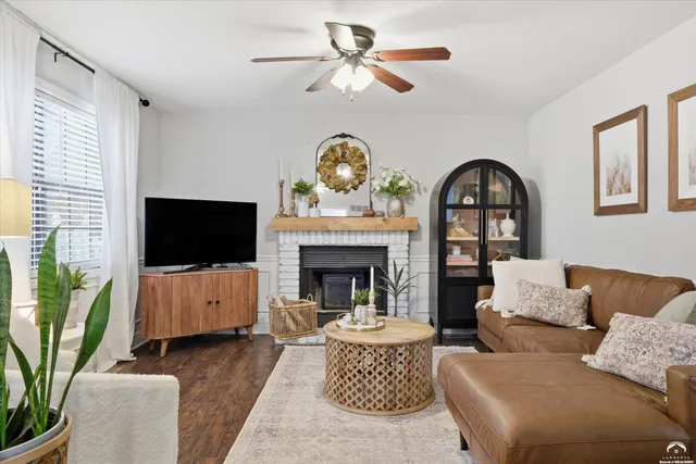 $259,000 | 3922 Willshire Drive, Lawrence, KS 66049