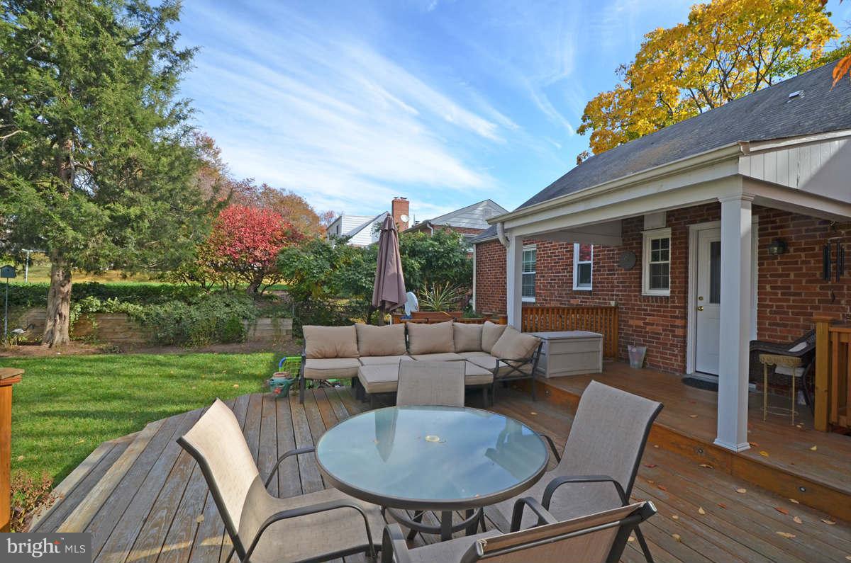 425 Kerwin Road Silver Spring, MD 20901 - Photo 20 of 23 Exterior (Rear)
