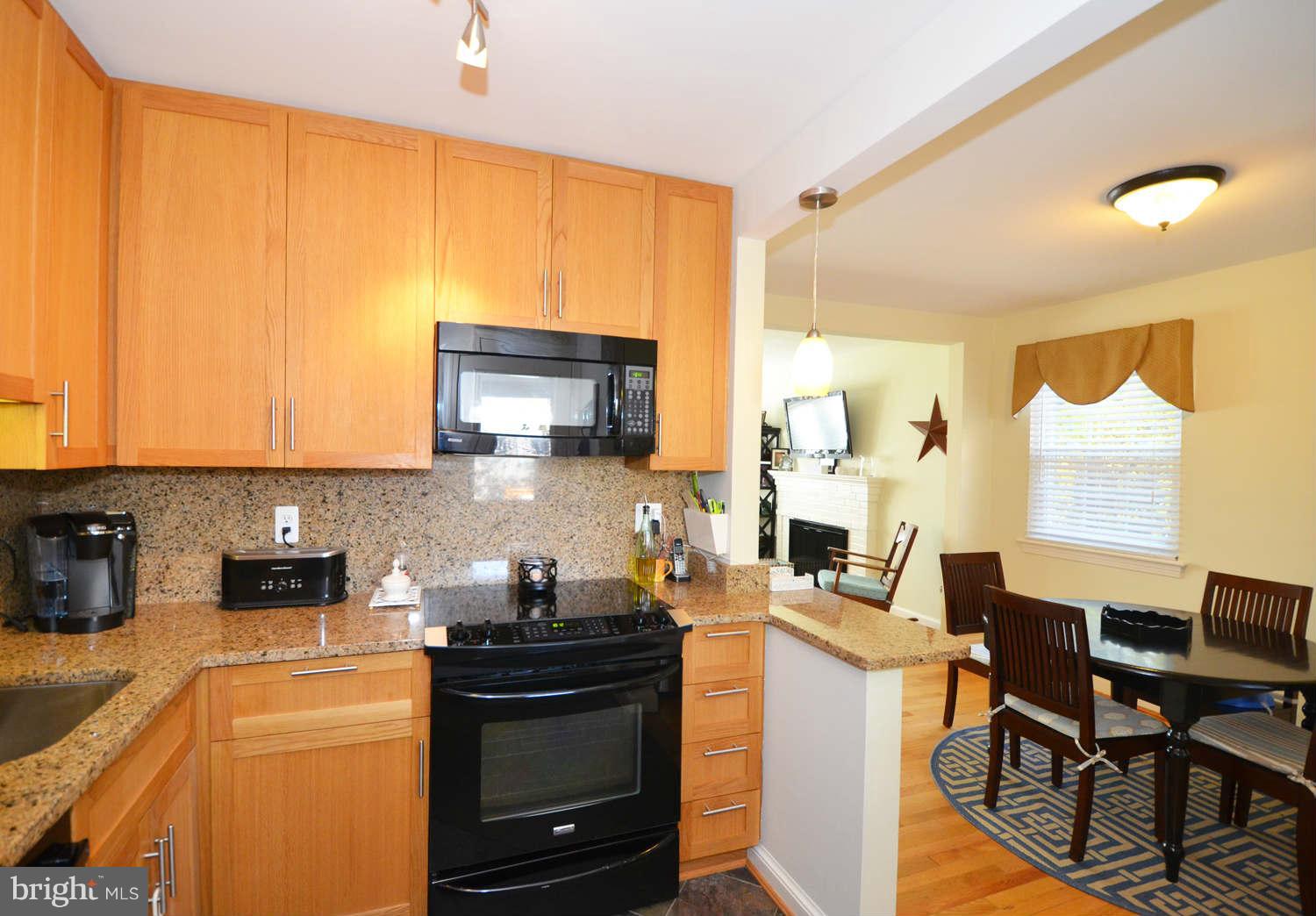 425 Kerwin Road Silver Spring, MD 20901 - Photo 7 of 23 Kitchen