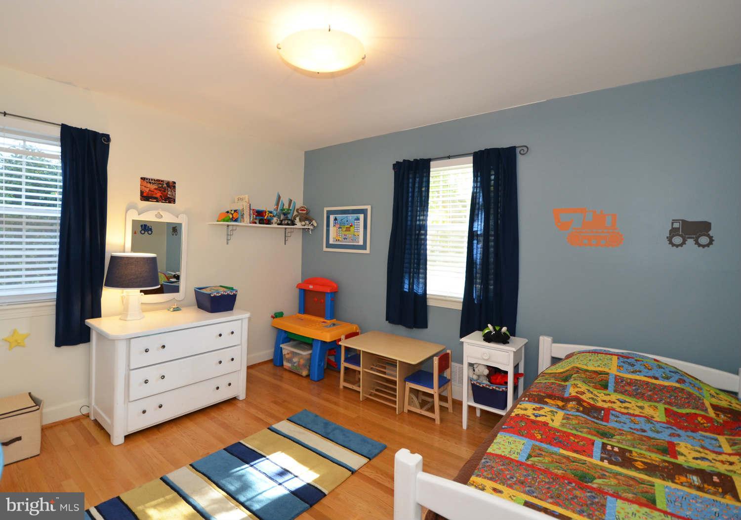 425 Kerwin Road Silver Spring, MD 20901 - Photo 8 of 23 Bedroom
