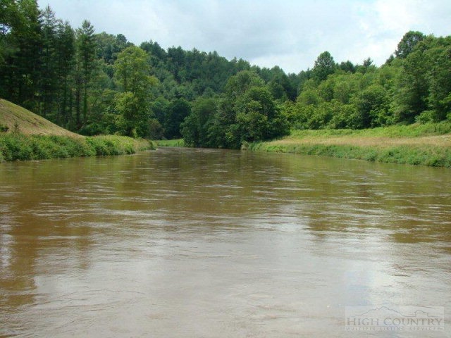 1296 Rustic Road West Jefferson, NC 28694 - Photo 21 of 30 Gallery Image 21