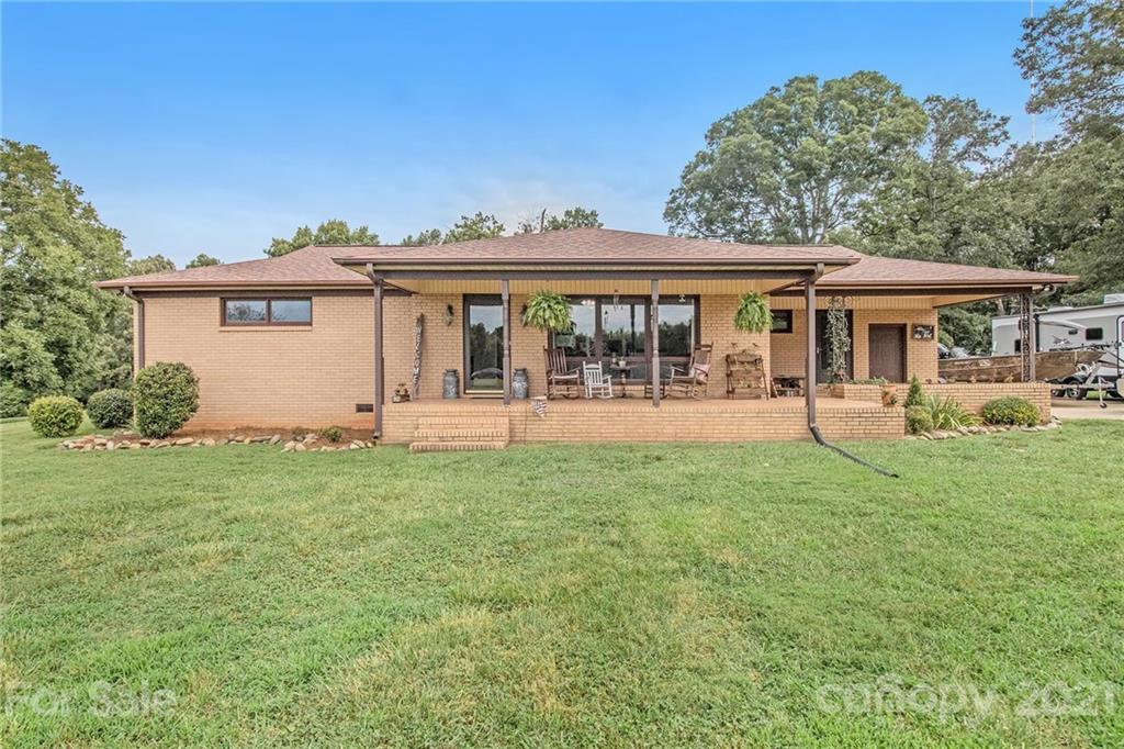 526 Alexis High Shoals Road Dallas, NC 28034 - Photo 2 of 33 Gallery Image 2