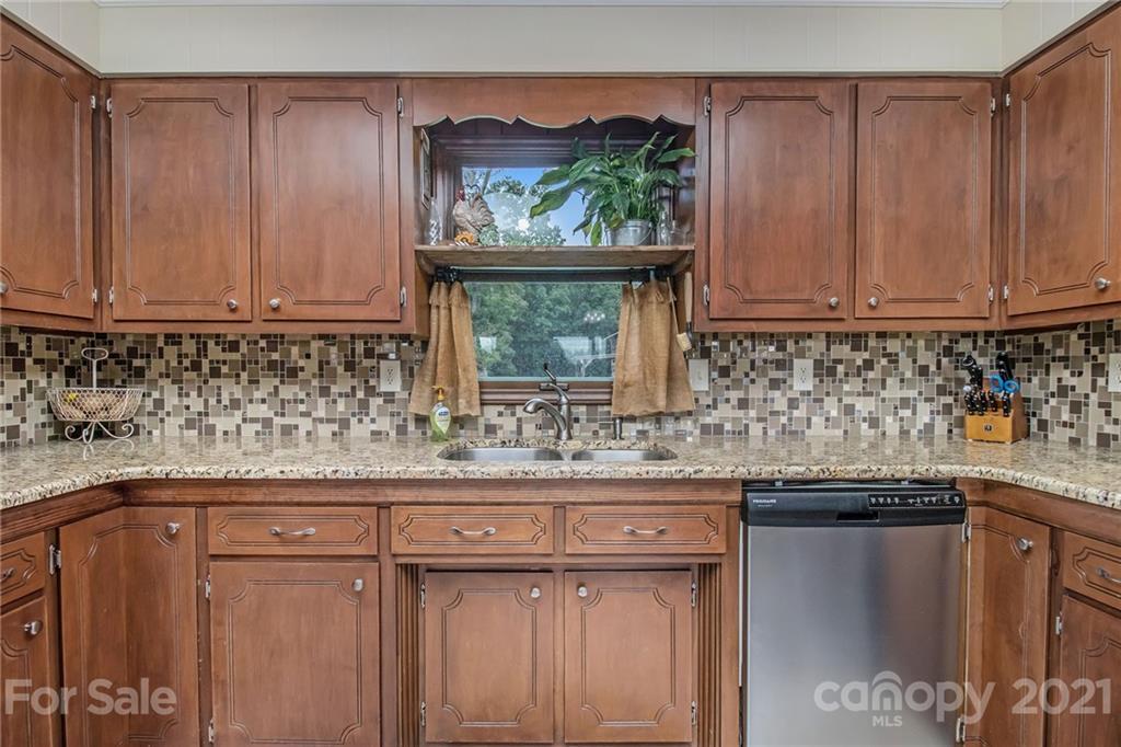 526 Alexis High Shoals Road Dallas, NC 28034 - Photo 11 of 33 Gallery Image 11